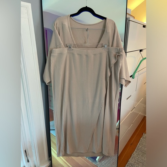 EUC Anthro Skirt Set - Picture 5 of 7